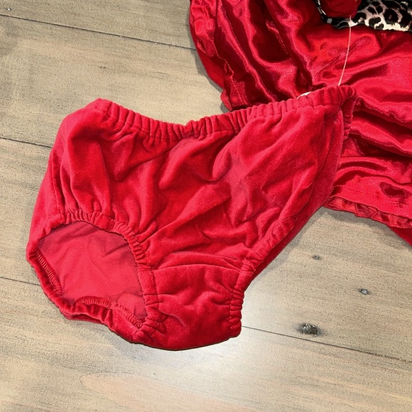 The Children's Place Red Velvet Party Dress Sz 3T - Picture 5 of 7